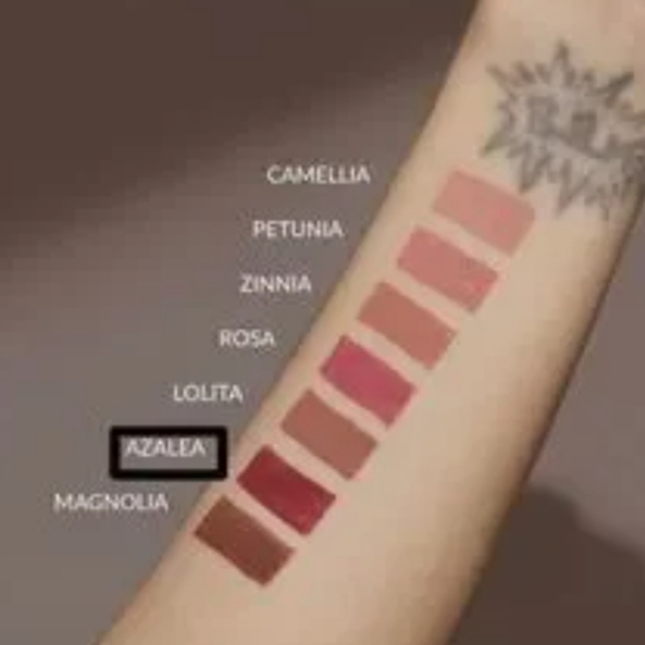 🌟🧚‍♀️AZALEA Kat Von D DISCONTINUED XO Lip Gloss NWT - Picture 2 of 6